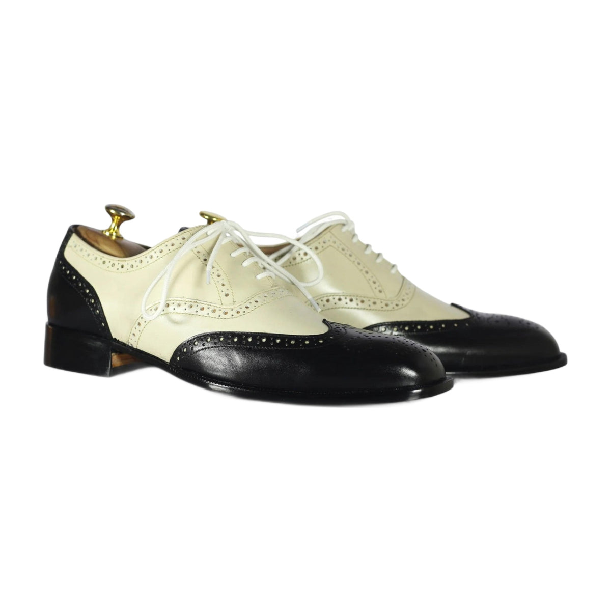 Handmade Two-Tone Cream & Black Wingtip Oxford Shoes