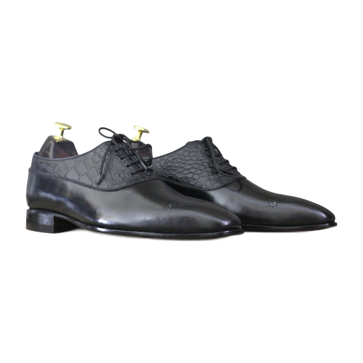 Handmade Black Leather & Alligator Print Brogue Shoes